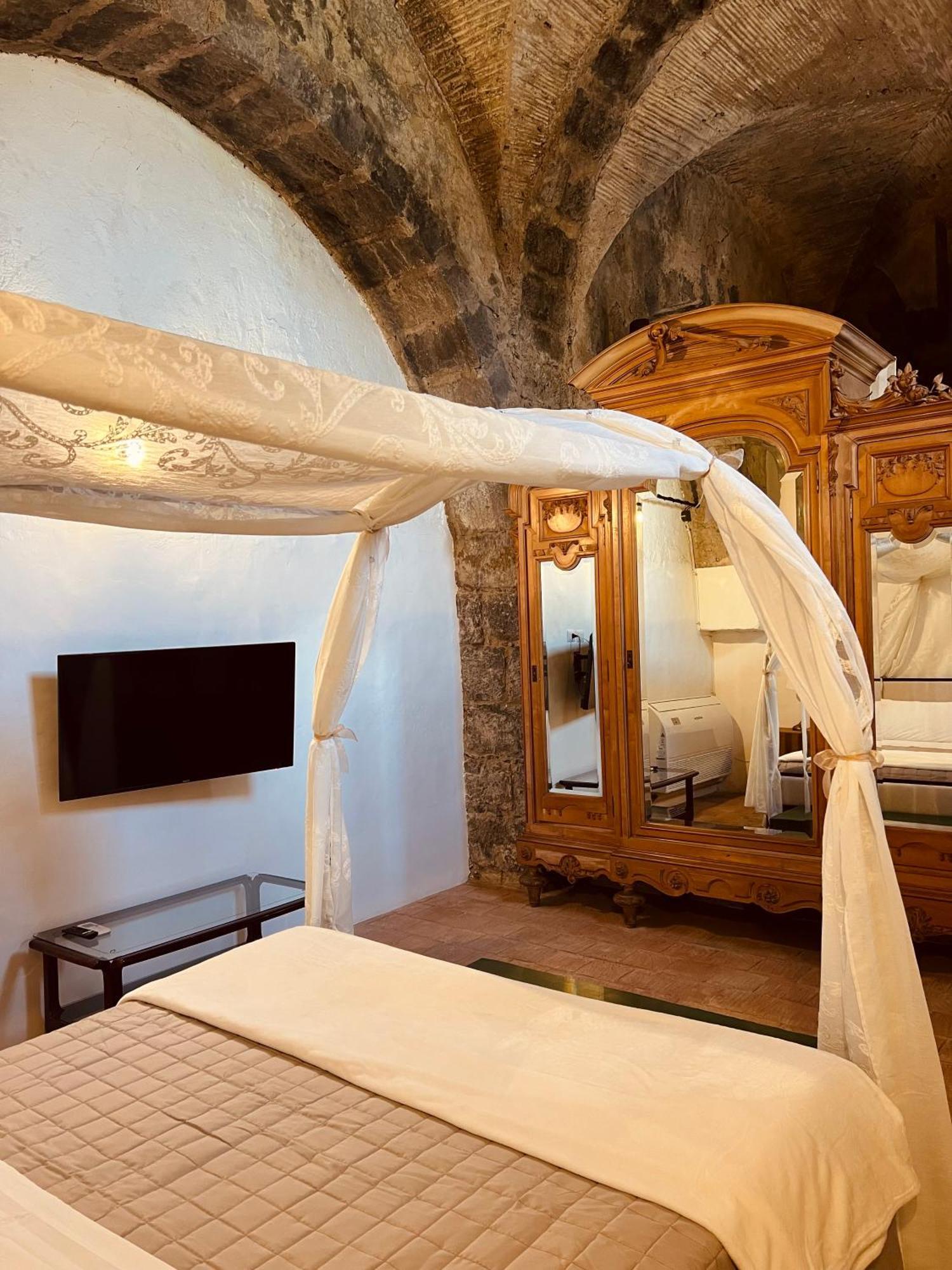Puleera Boutique Hotel Giarre Buitenkant foto